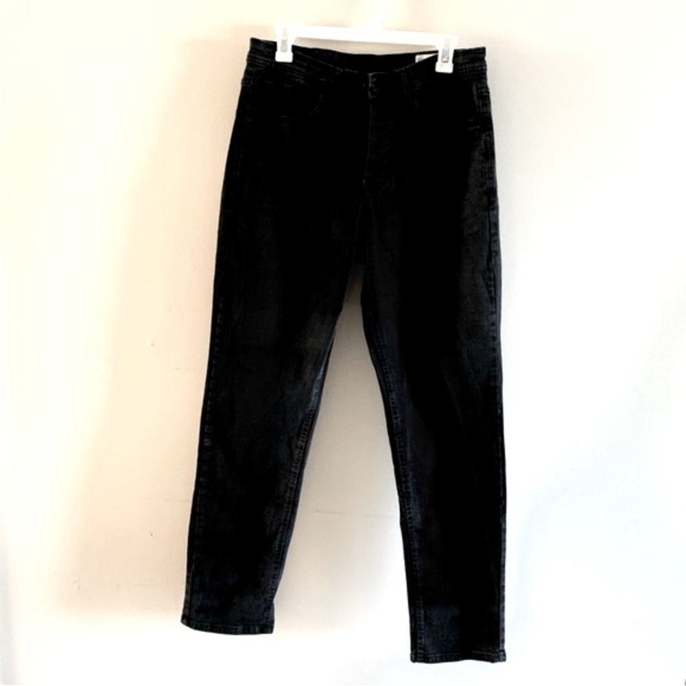 Demin & Co. Black 4 button down fly jeans. Relaxed straight jeans. Sz 12-14